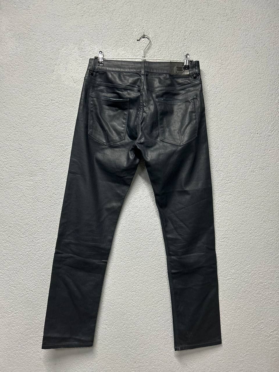 Porsche Design Chester Bennington Porsche Design mens waxed jeans W32 Size US 32 / EU 48 - 10 Thumbnail