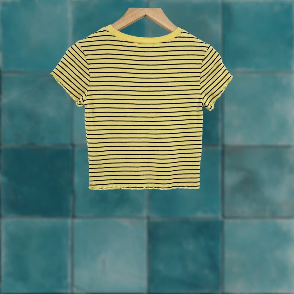 Forever 21 FOREVER 21 Yellow Striped Bee Embroidered Lettuce Edge Crop Top S Women Size S / US 4 / IT 40 - 1 Thumbnail