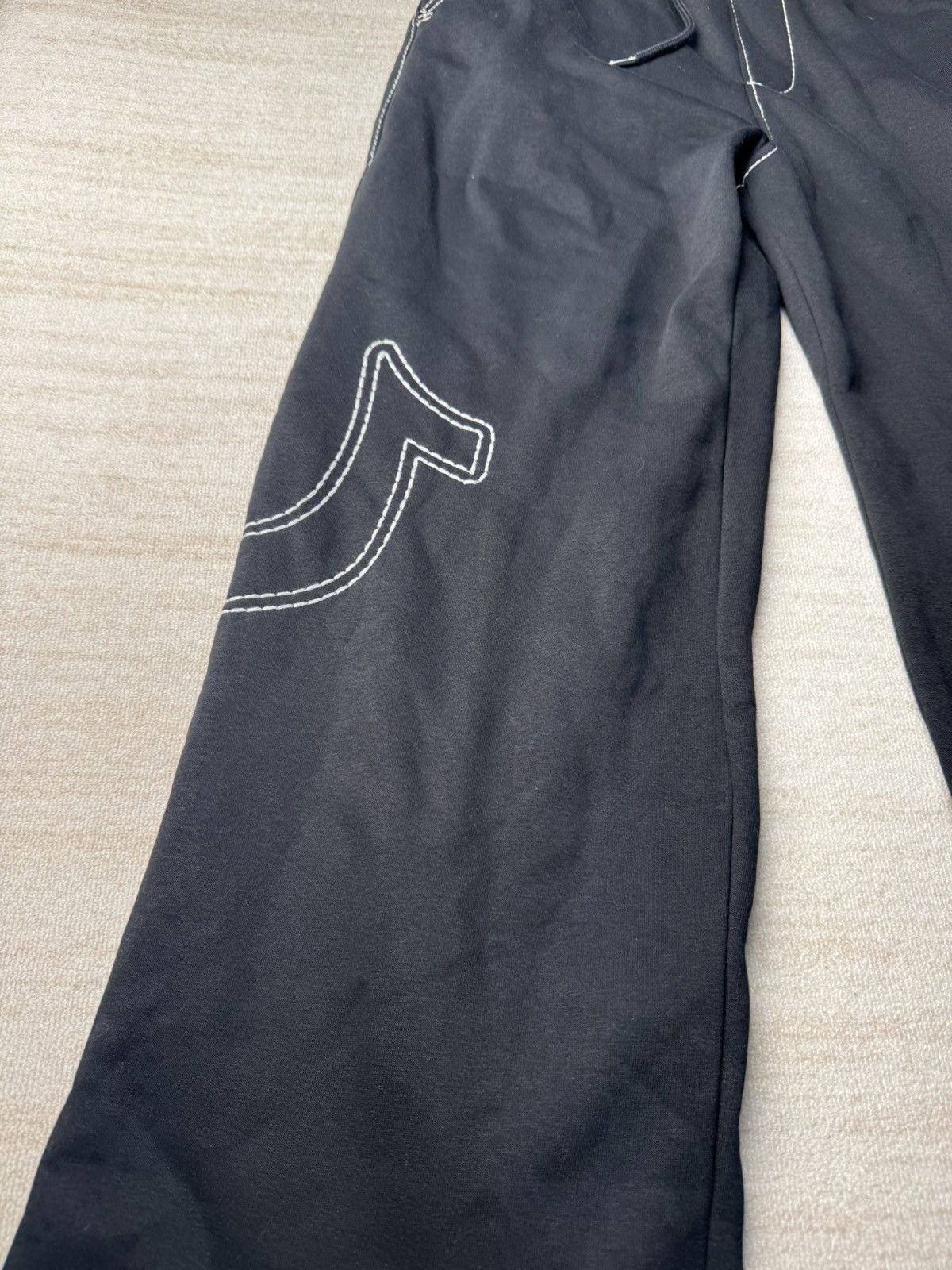 True Religion Baggy big T sweatpants Size US 29 - 3 Thumbnail