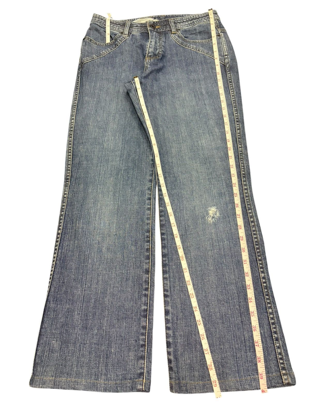 Fubu Vintage Japanese Brand Blue Wash Distress Loose Jeans Size 30" / US 8 / IT 44 - 7 Thumbnail
