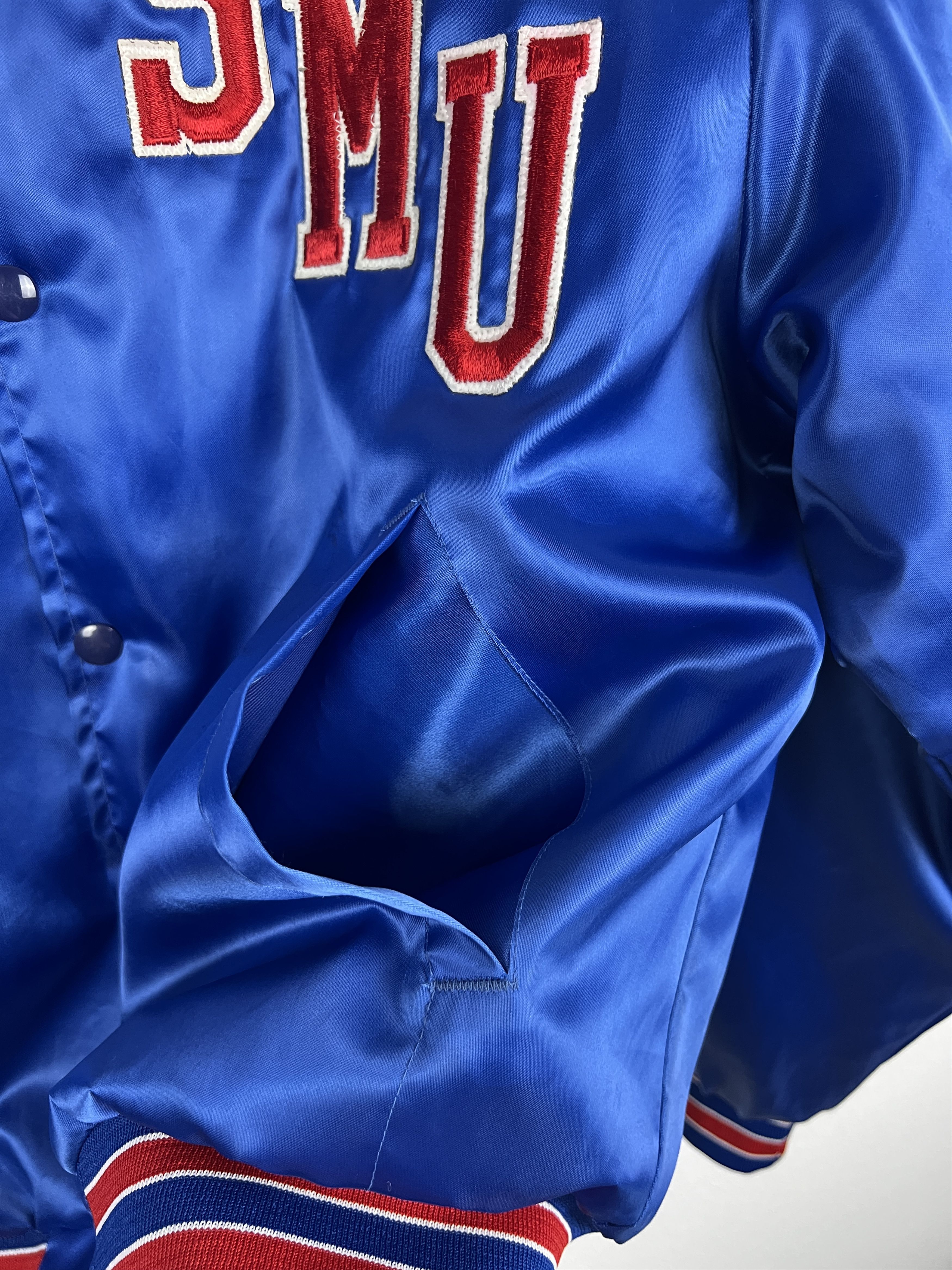 Swingster \Southern Methodist SMU Mustangs Satin Bomber Jacket Size US L / EU 52-54 / 3 - 5 Thumbnail