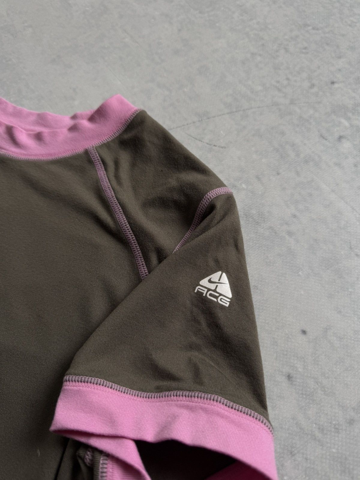 Nike ACG Nike ACG outdoor tee Size M / US 6-8 / IT 42-44 - 6 Thumbnail