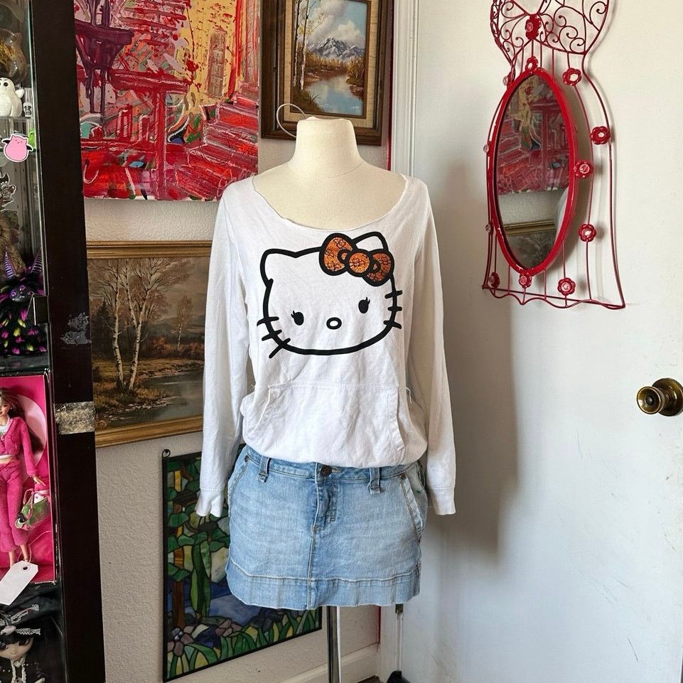 Other sanrio hello kitty halloween sweat shirt long sleeve Size L / US 10 / IT 46 - 1 Thumbnail