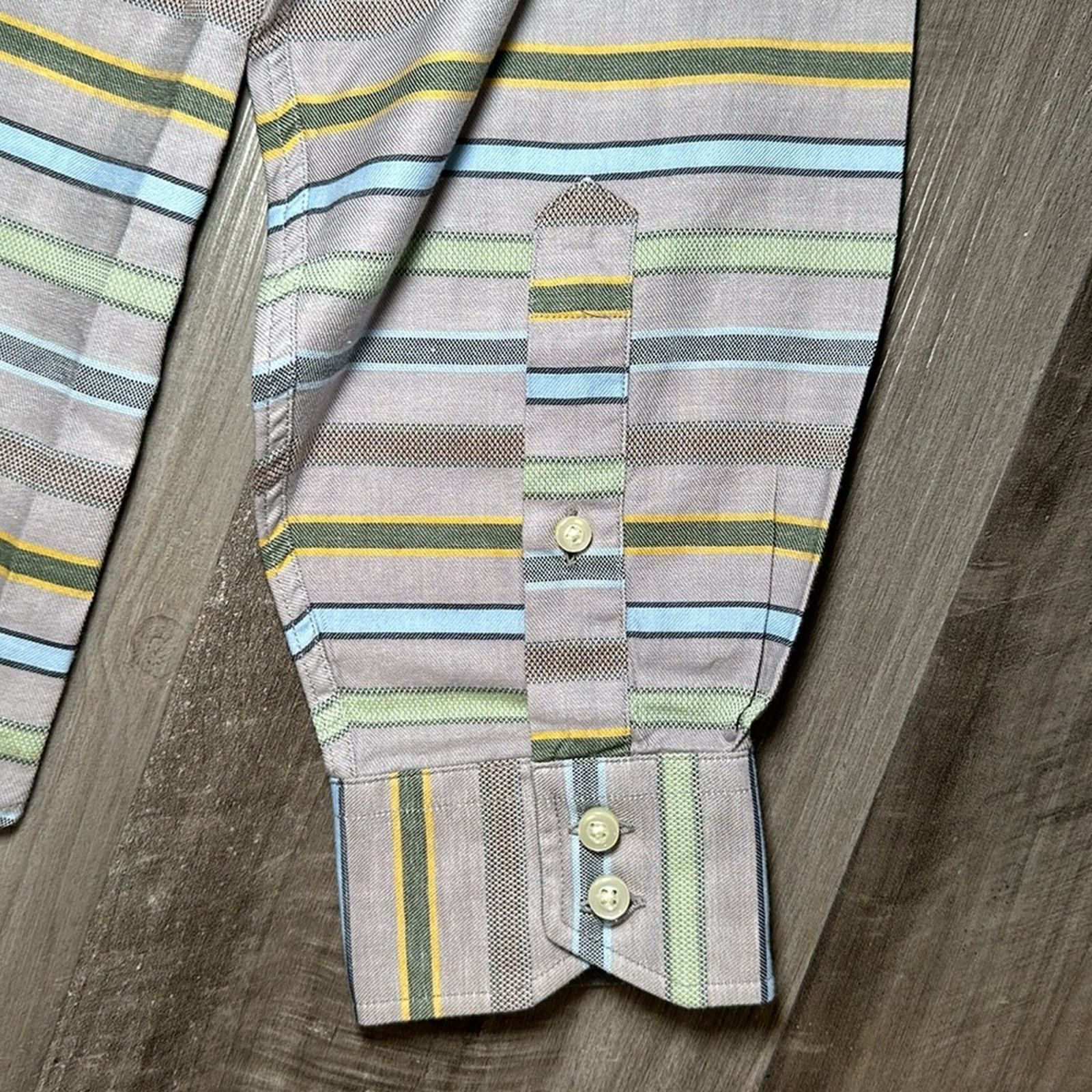 Neiman Marcus Neiman Marcus Long Sleeve Button Down - Medium Size US M / EU 48-50 / 2 - 4 Thumbnail