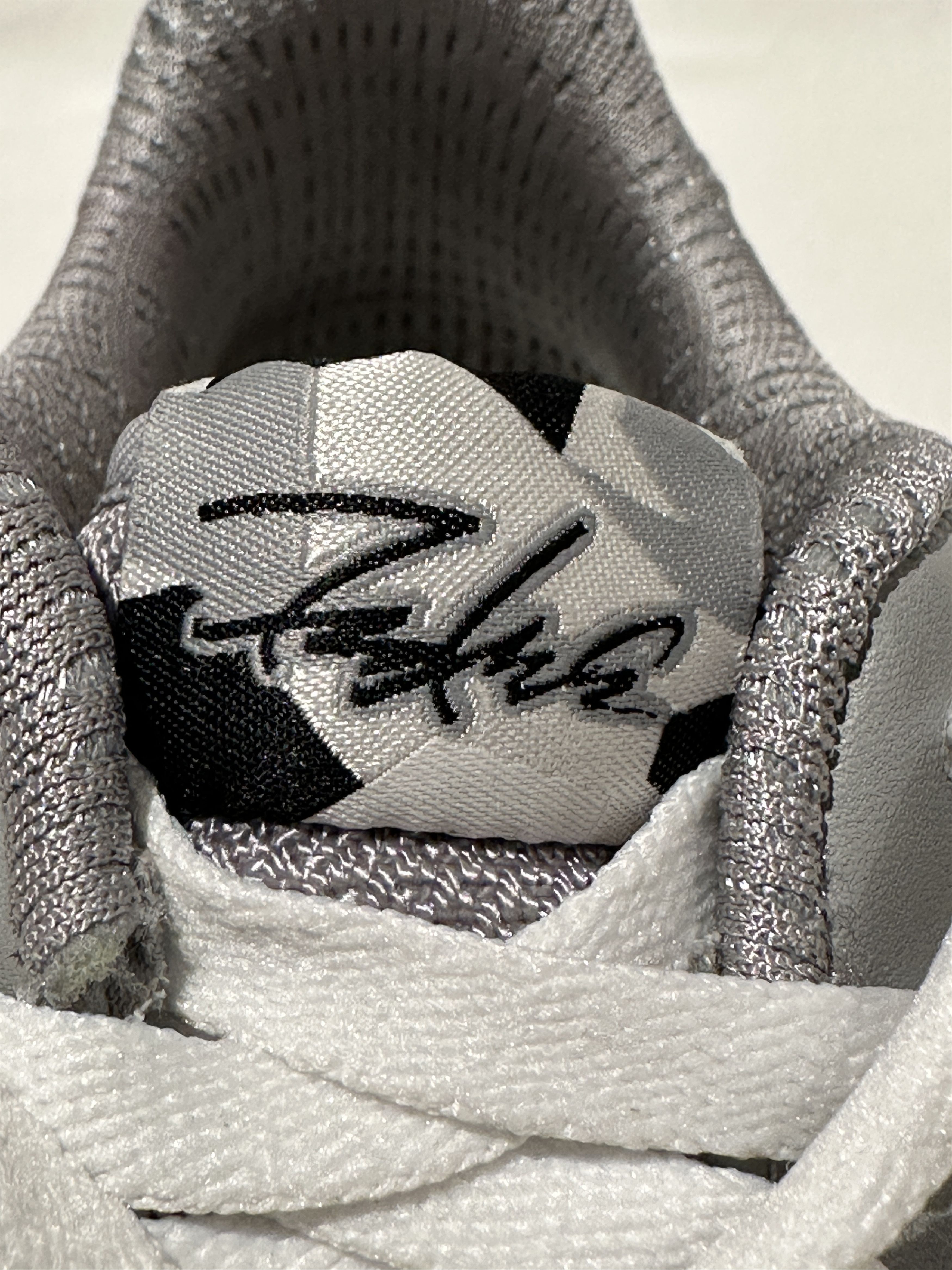 Futura × Nike BRAND NEW NIKE AIR FORCE 1 - LOW PREMIUM "FUTURA" 2009 SZ 11 Size US 11 / EU 44 - 2 Thumbnail
