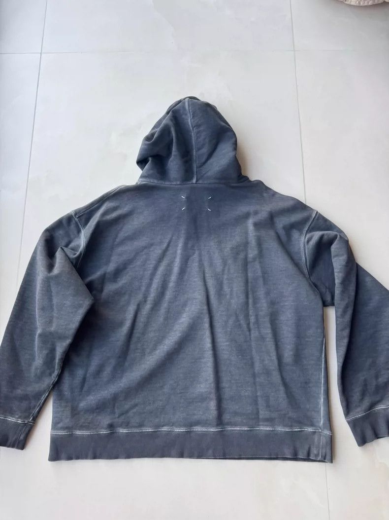 Maison Margiela Maison Margiela Washed blue sweatshirt Size US S / EU 44-46 / 1 - 3 Thumbnail