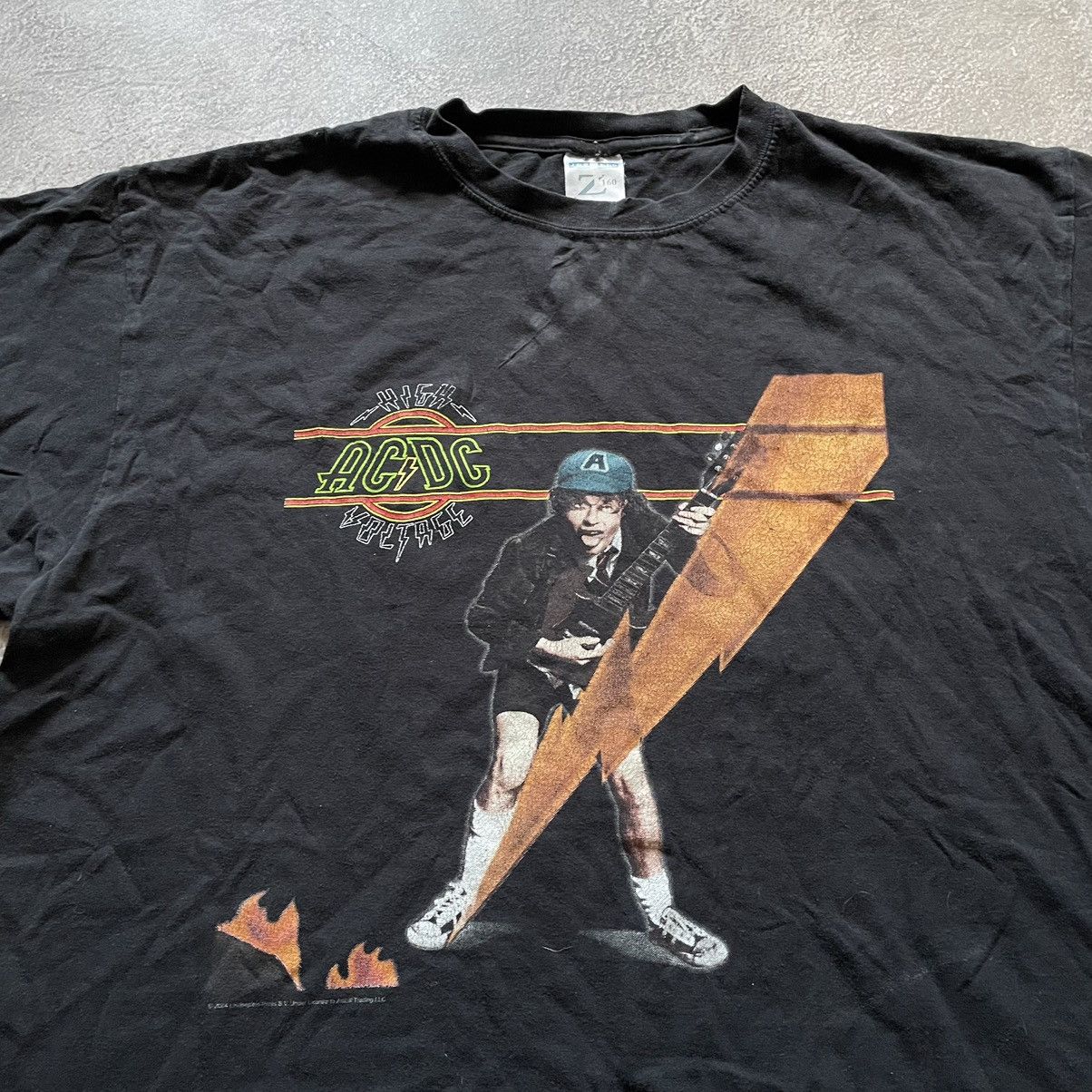 Vintage Vintage Y2K Sun Faded Graphic Tee Skate Streetwear Baggy L Size US L / EU 52-54 / 3 - 5 Thumbnail