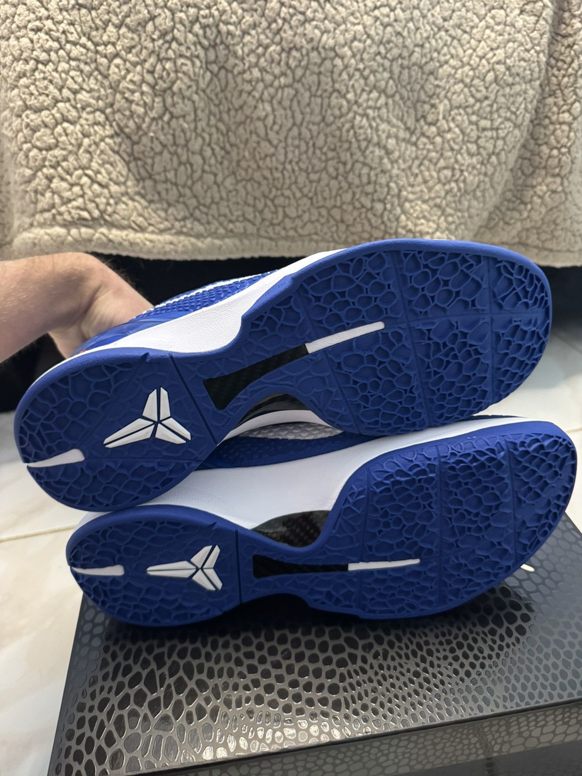 Nike Size 12.5-Kobe 6 protro Dodger Size US 12.5 / EU 45-46 - 9 Thumbnail