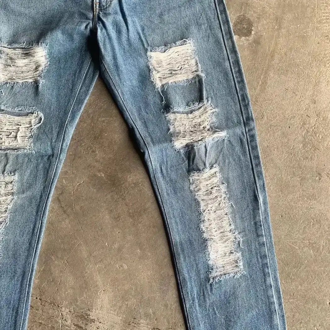 Levi's DESTROYED!VTG LEVI’S 550 JEAN LEVIS DENIM RELAXED FIT PANTS Size US 30 / EU 46 - 8 Thumbnail