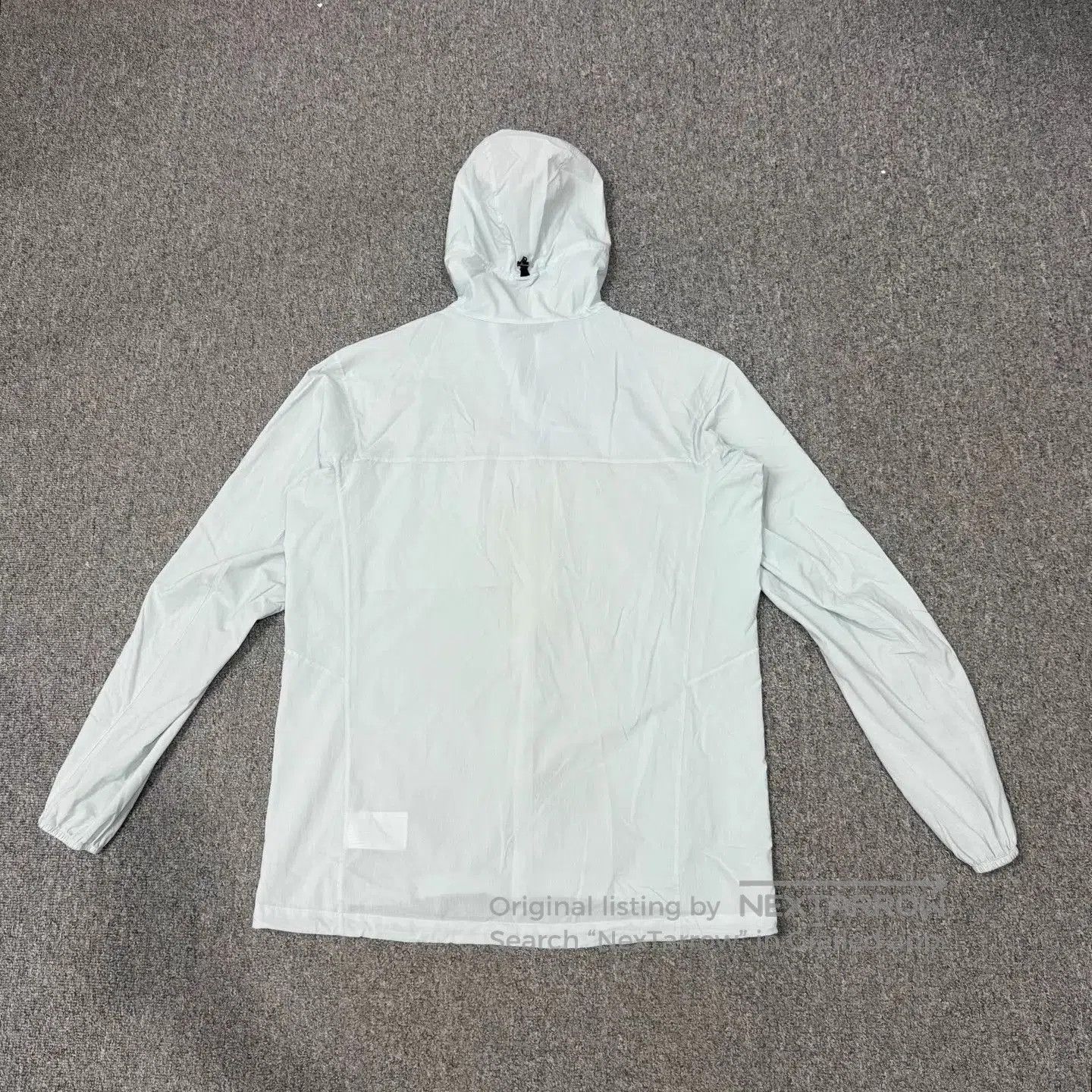 Arc'teryx Blue Lightweight Hooded Jacket Size L. Size US L / EU 52-54 / 3 - 2 Thumbnail