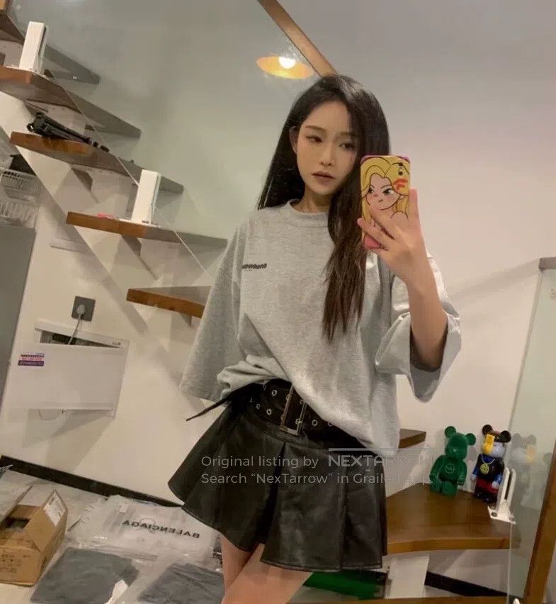 Balenciaga Balenciaga Grey Logo Letter Embroidered Cotton Round Neck Size US L / EU 52-54 / 3 - 8 Thumbnail