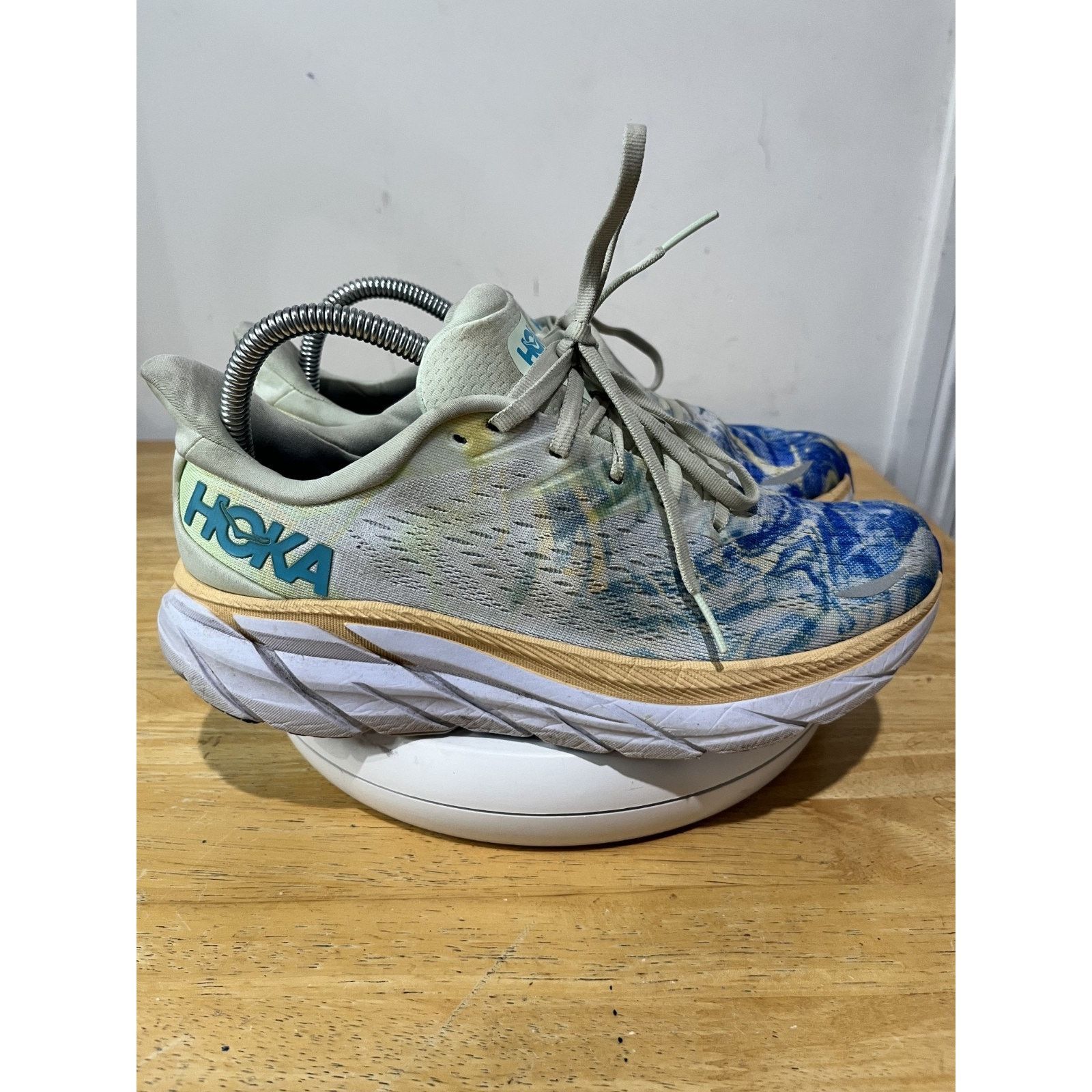 Hoka Hoka One One Clifton 8 Running Shoes 1119394 TGT sz 8 Size US 6.5 / IT 36.5 - 2 Thumbnail