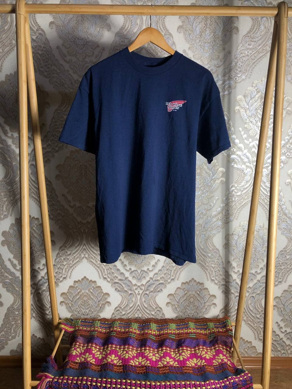 Red Wing Vintage Red Wing Boots Retro T-shirt USA Casual Y2K 90s Size US XL / EU 56 / 4 - 1 Thumbnail