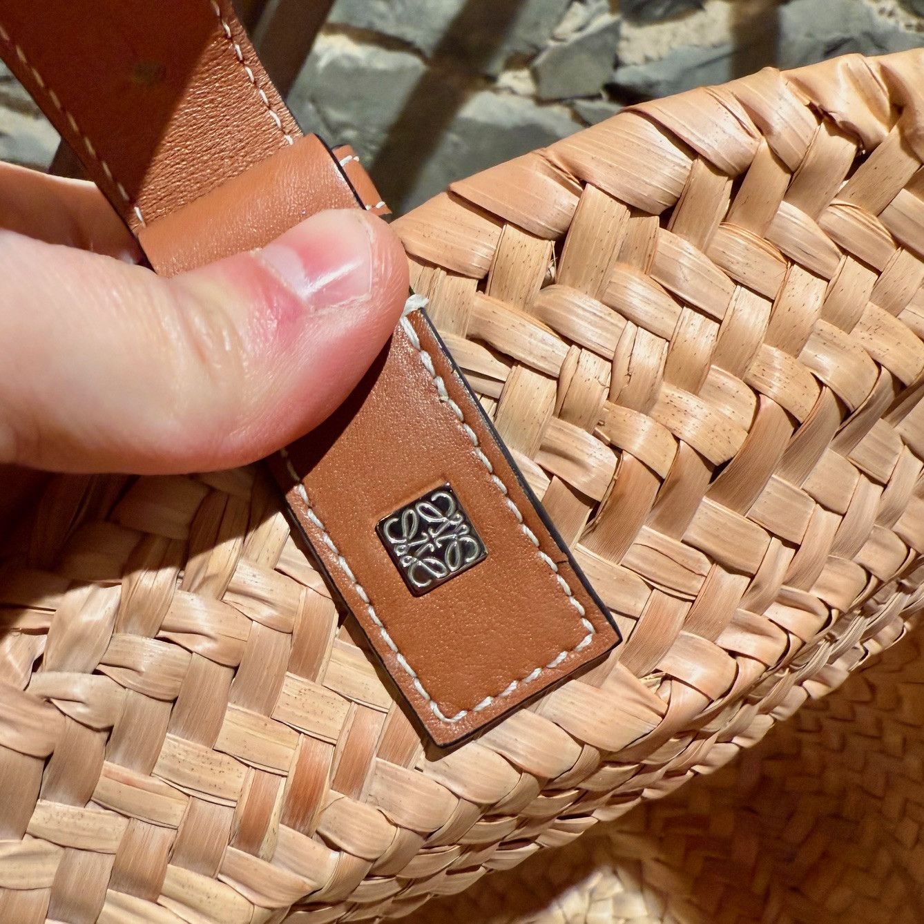 Loewe LOEWE Brown Leather Beige Raffia Medium Basket Tote Bag Size ONE SIZE - 11 Thumbnail