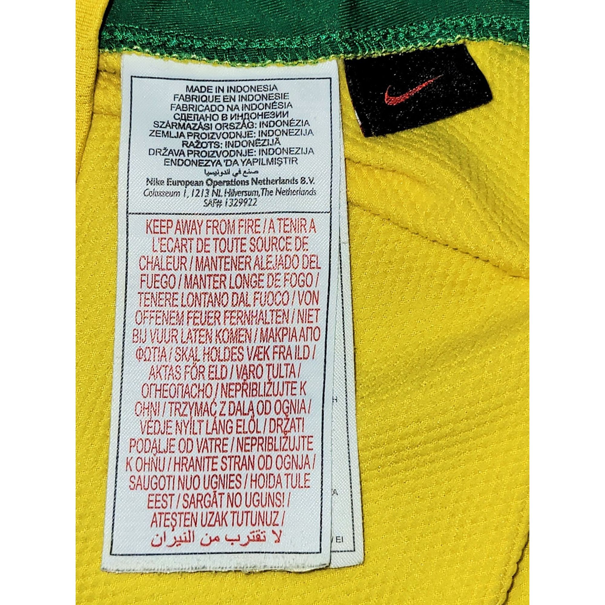 Nike Ronaldinho Nike Brazil 2008 Home Soccer Jersey Shirt L Size US L / EU 52-54 / 3 - 6 Thumbnail