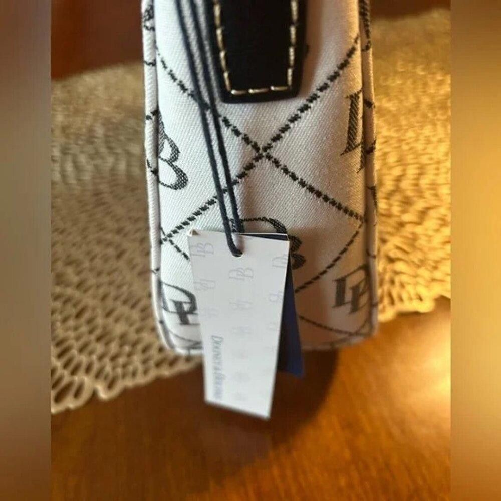 Dooney & Bourke Dooney & Bourke Maxi Quilt Small Kiley Hobo - NWT (New) Size ONE SIZE - 5 Thumbnail