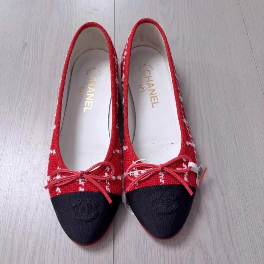 Chanel Chanel 95 New tweed red ballet flats size 38 Size US 7.5 / IT 37.5 - 2 Thumbnail