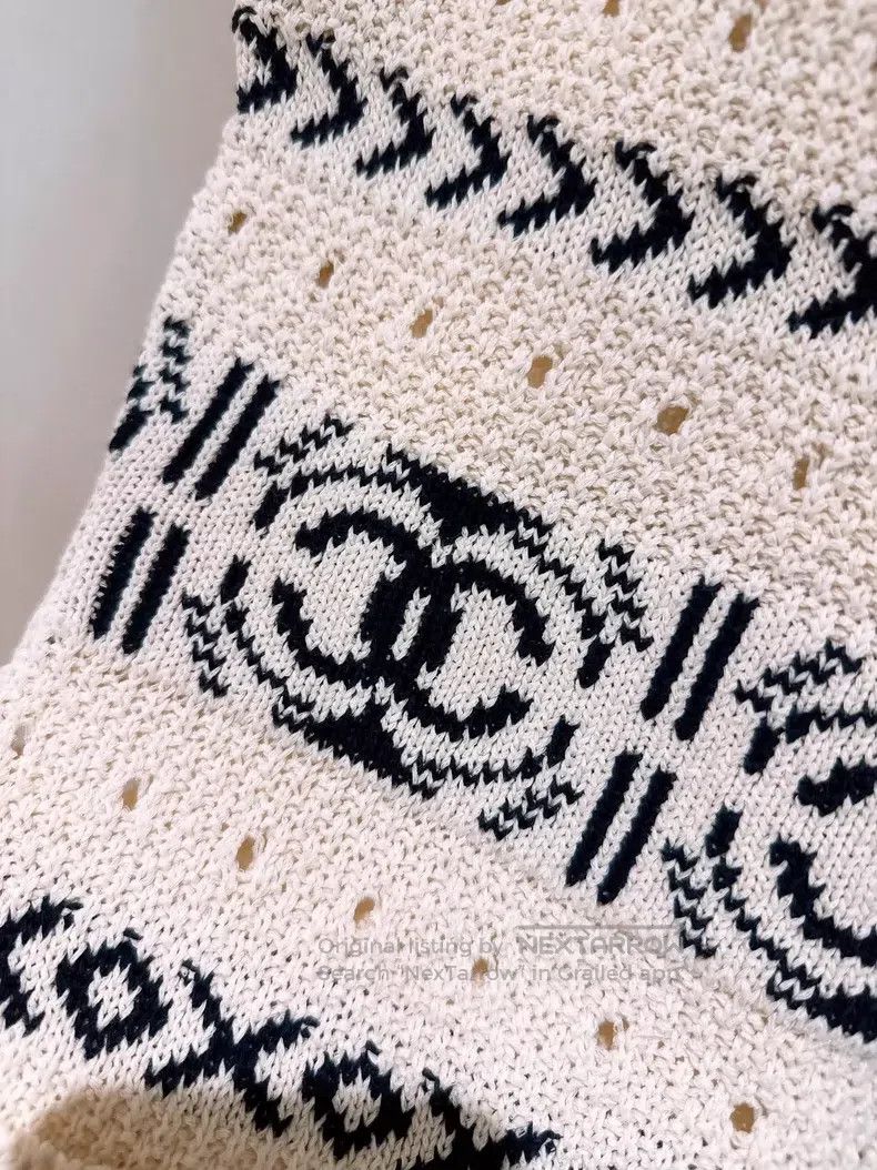 Chanel Chanel Large logo knitted dress Size XS / US 0-2 / IT 36-38 - 7 Thumbnail
