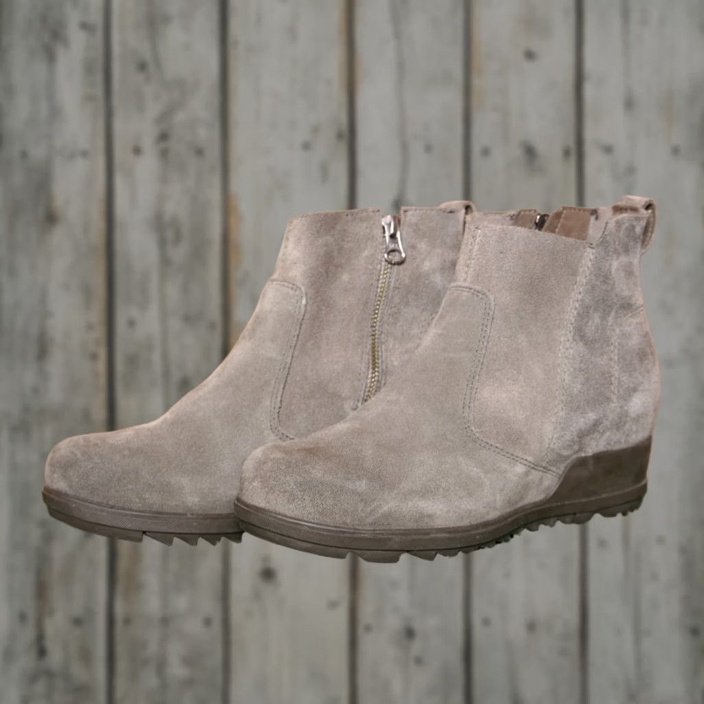 SOREL SOREL Stone Brown Suede Hidden Wedge Heel Ankle Booties Sz. 7 Women Suede Bootie Brown Stone Size US 7 / IT 37 - 1 Thumbnail