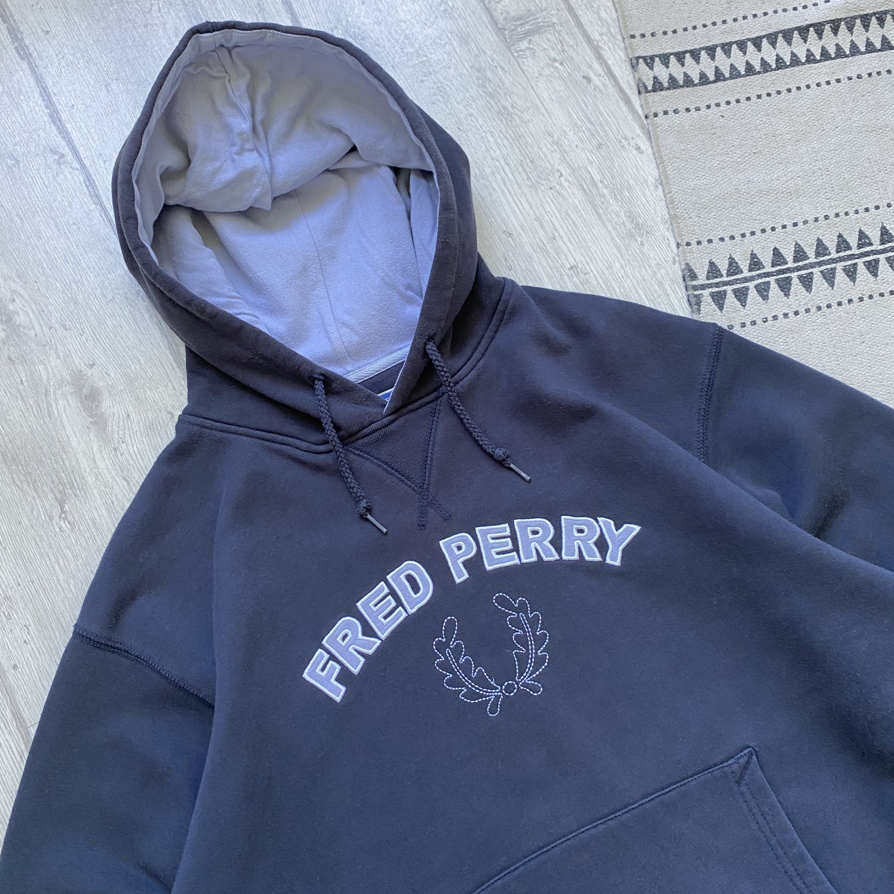 Fred Perry 🫐 Vintage 80-90s Fred Perry boxy hoodie Center logo Size US M / EU 48-50 / 2 - 2 Thumbnail