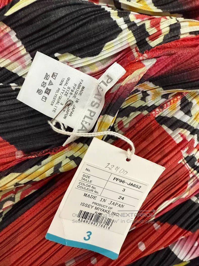 Issey Miyake Issey Miyake Red Facial Makeup Long Coat Size L / US 10 / IT 46 - 2 Thumbnail