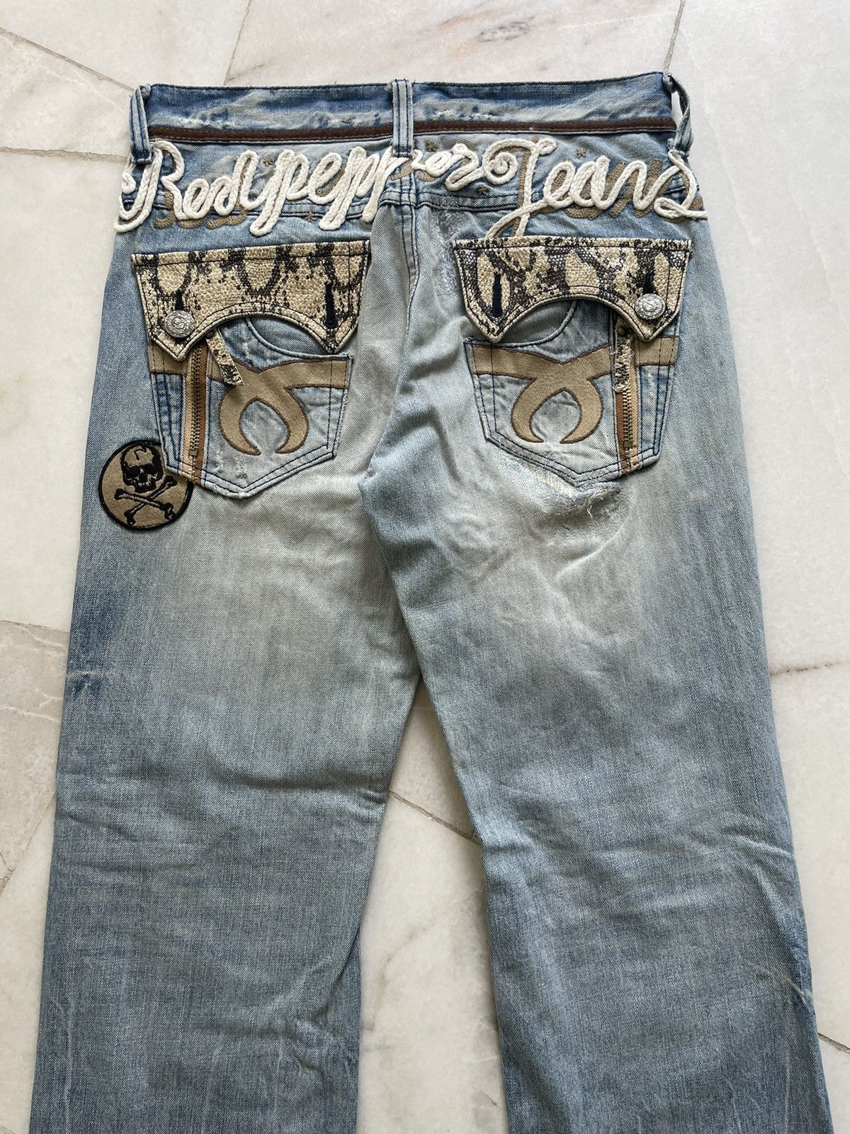 Japanese Brand Vintage Red Pepper Thrashed&Repaired Jeans Size US 32 / EU 48 - 3 Thumbnail