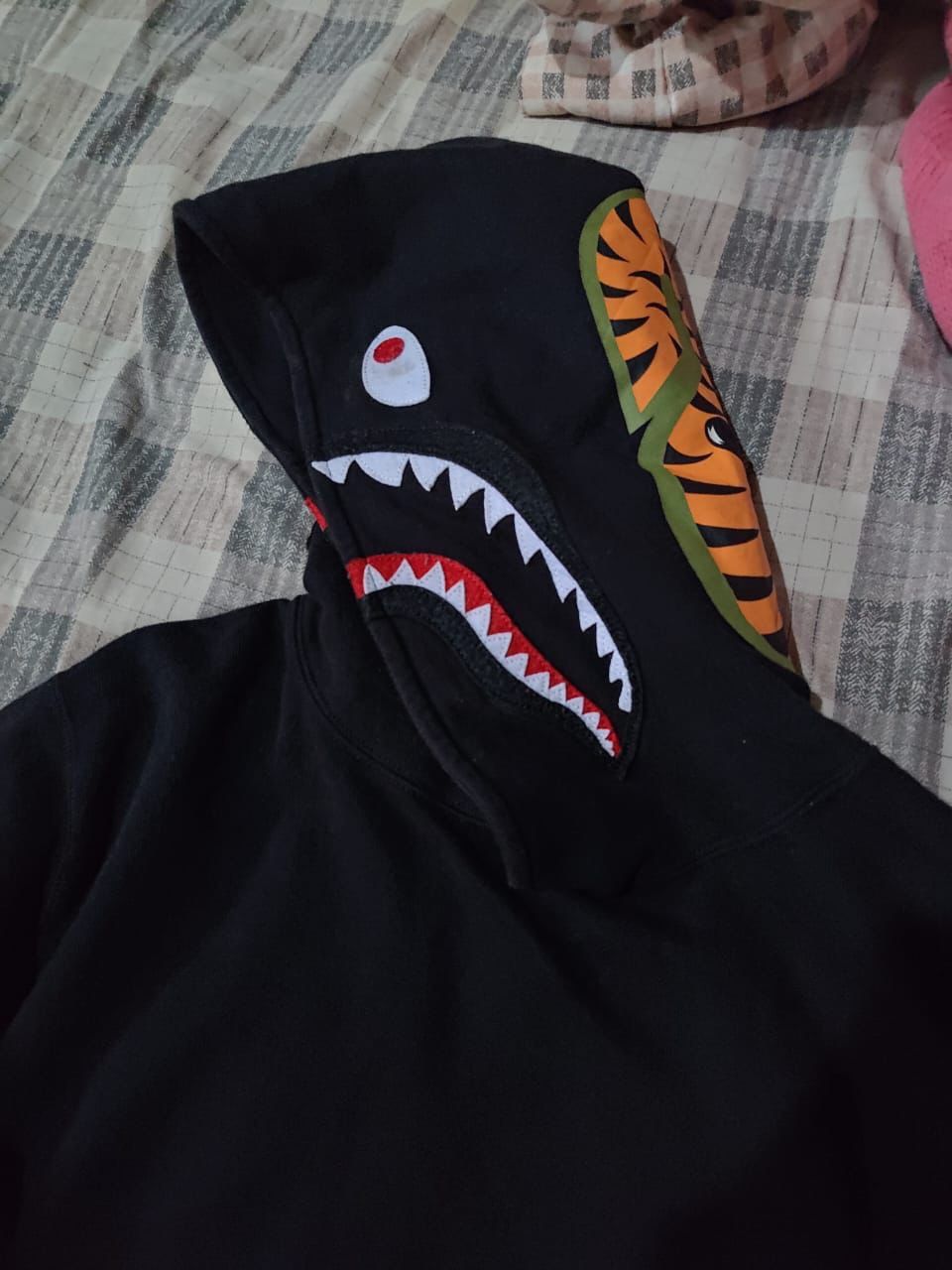 Bape Line Rib Shark Pullover Hoodie Size US L / EU 52-54 / 3 - 3 Thumbnail