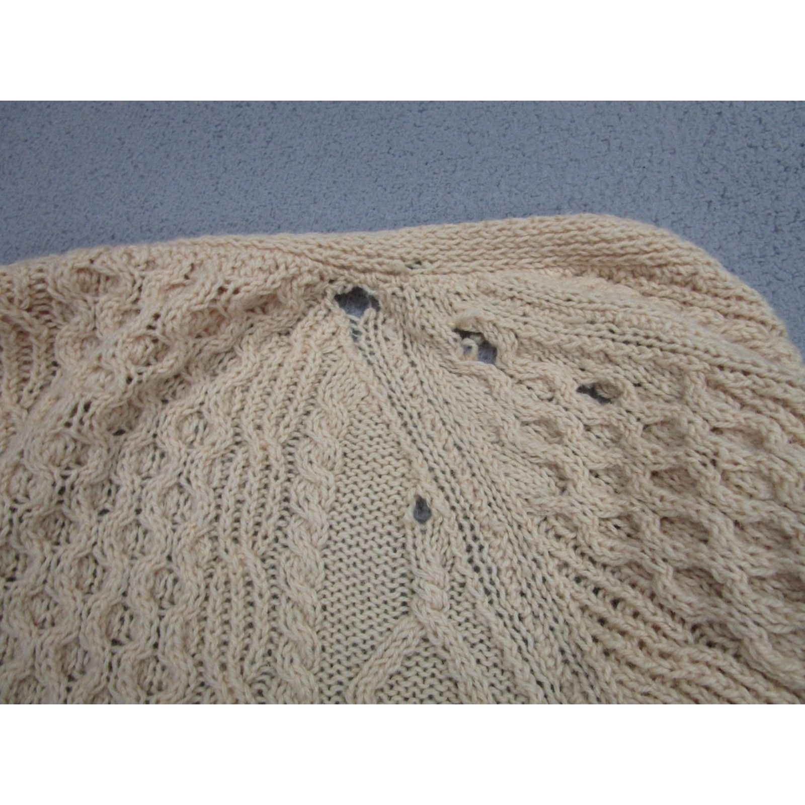 Vintage VINTAGE Purple Heather Handknit Cardigan Sweater Womens L White Wool Aran Cable Ireland Size L / US 10 / IT 46 - 4 Thumbnail