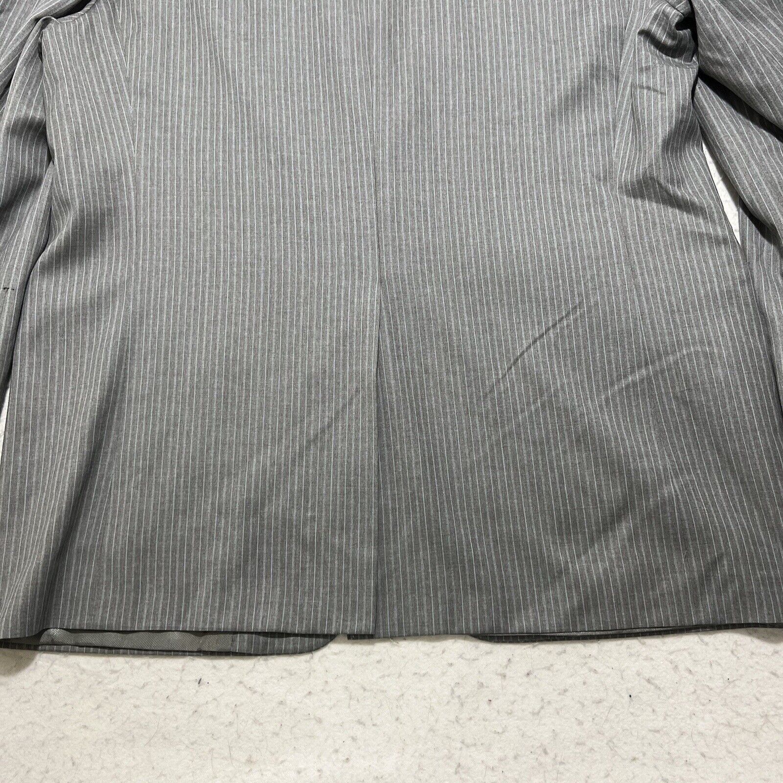 Hickey Freeman Hickey Freeman 44R Worsted Wool Gray Pinstripe Suit Jacket Size 44R - 17 Thumbnail