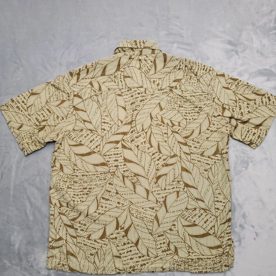 Hilo Hattie Hilo Hattie Shirt Men L Green Floral Silk Blend Hawaiian Button Short Sleeve Size US L / EU 52-54 / 3 - 7 Thumbnail