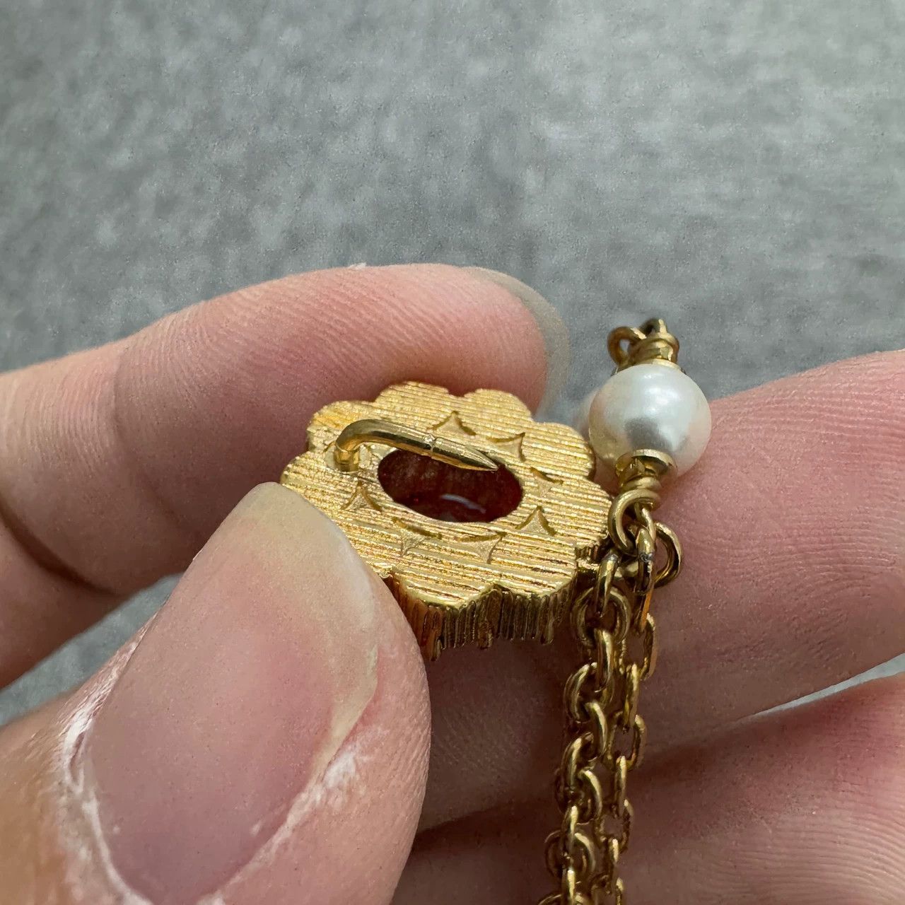 Louis Vuitton lv Dynasty Pearls Brooch 98 New OS Size ONE SIZE - 4 Thumbnail
