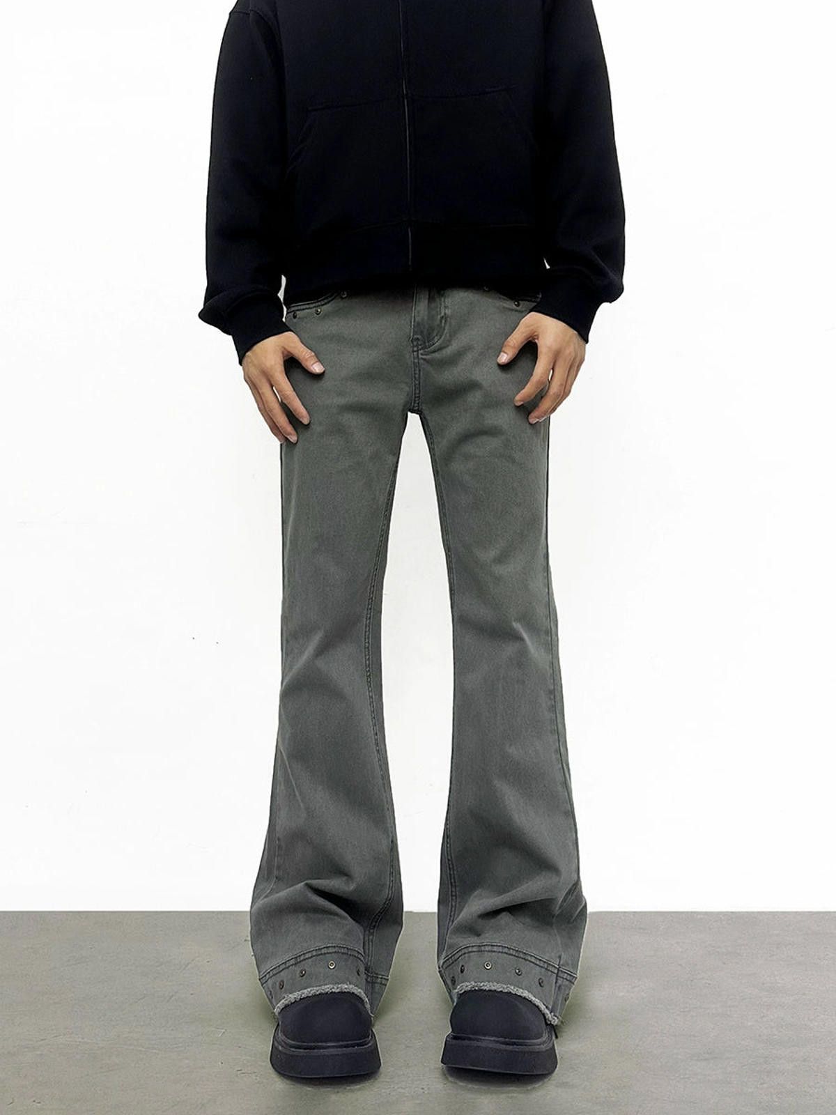Japanese Brand Opium Frayed Button Stud Stacked Flared Jeans Size US 32 / EU 48 - 7 Thumbnail