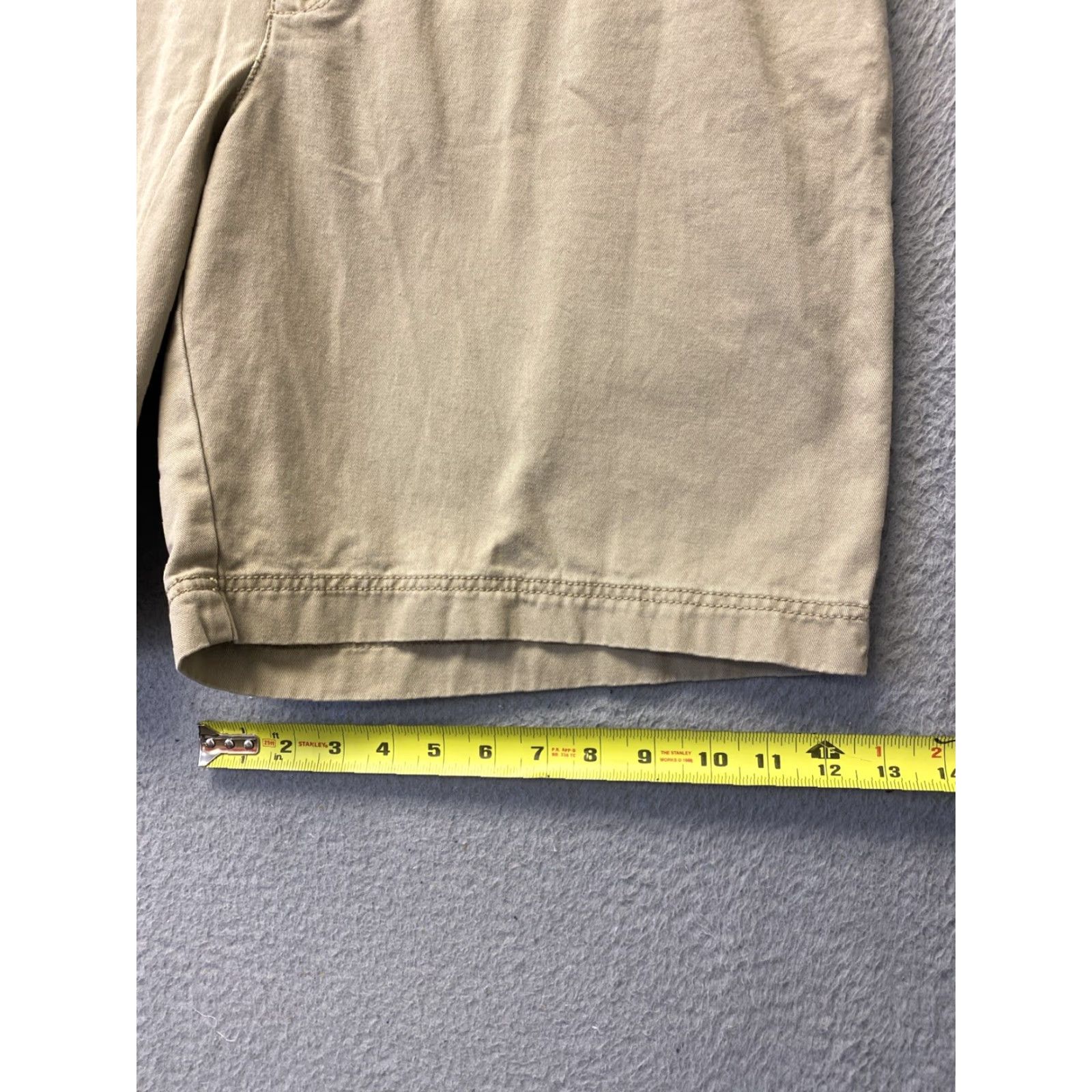 Izod IZOD Chino Shorts 38 Tan Cotton Flat Front Casual Comfort Men's 9.5" Inseam Size US 38 / EU 54 - 6 Thumbnail