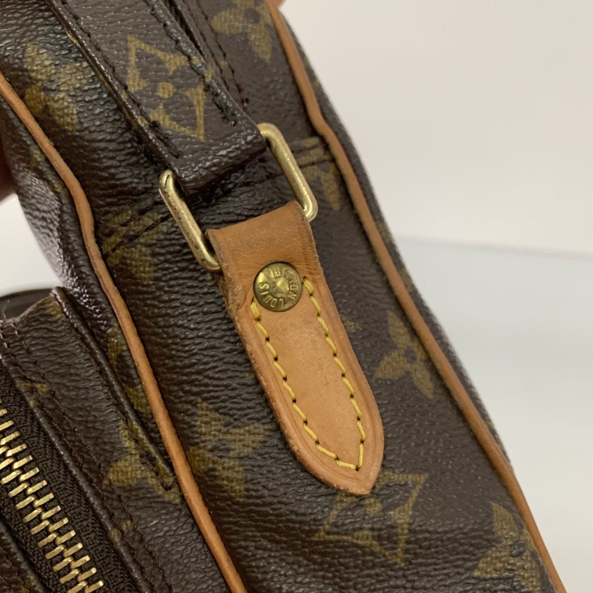 Louis Vuitton Louis Vuitton Amazon Monogram Slingbag Size ONE SIZE - 20 Thumbnail