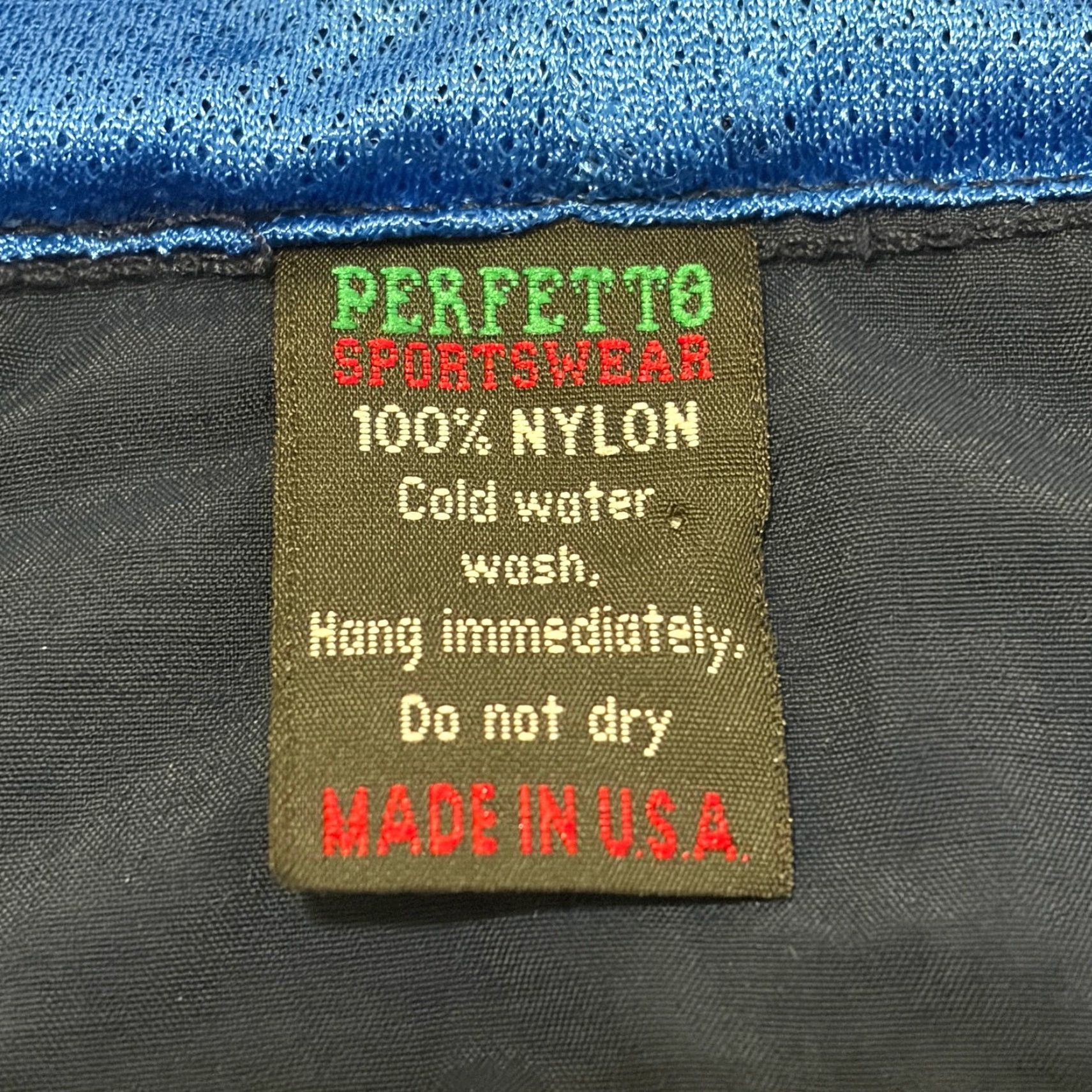 Vintage VINTAGE Perfetto Sportswear Jacket Mens L Navy Full Zip Hooded Windbreaker USA Size US L / EU 52-54 / 3 - 3 Thumbnail