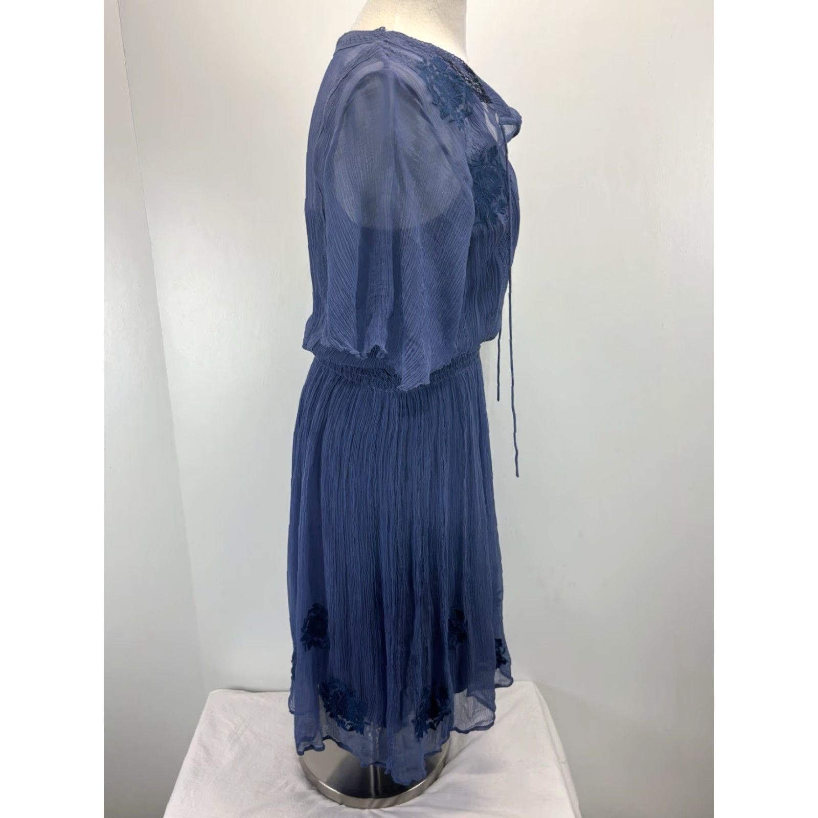 Vintage Sundance Led By Dreams Women's Blouson Floral Embroidered Drop Waist Midi Dress Petite S Blue Floral Embroidered Dress Vintage No Size L / US 10 / IT 46 - 4 Thumbnail