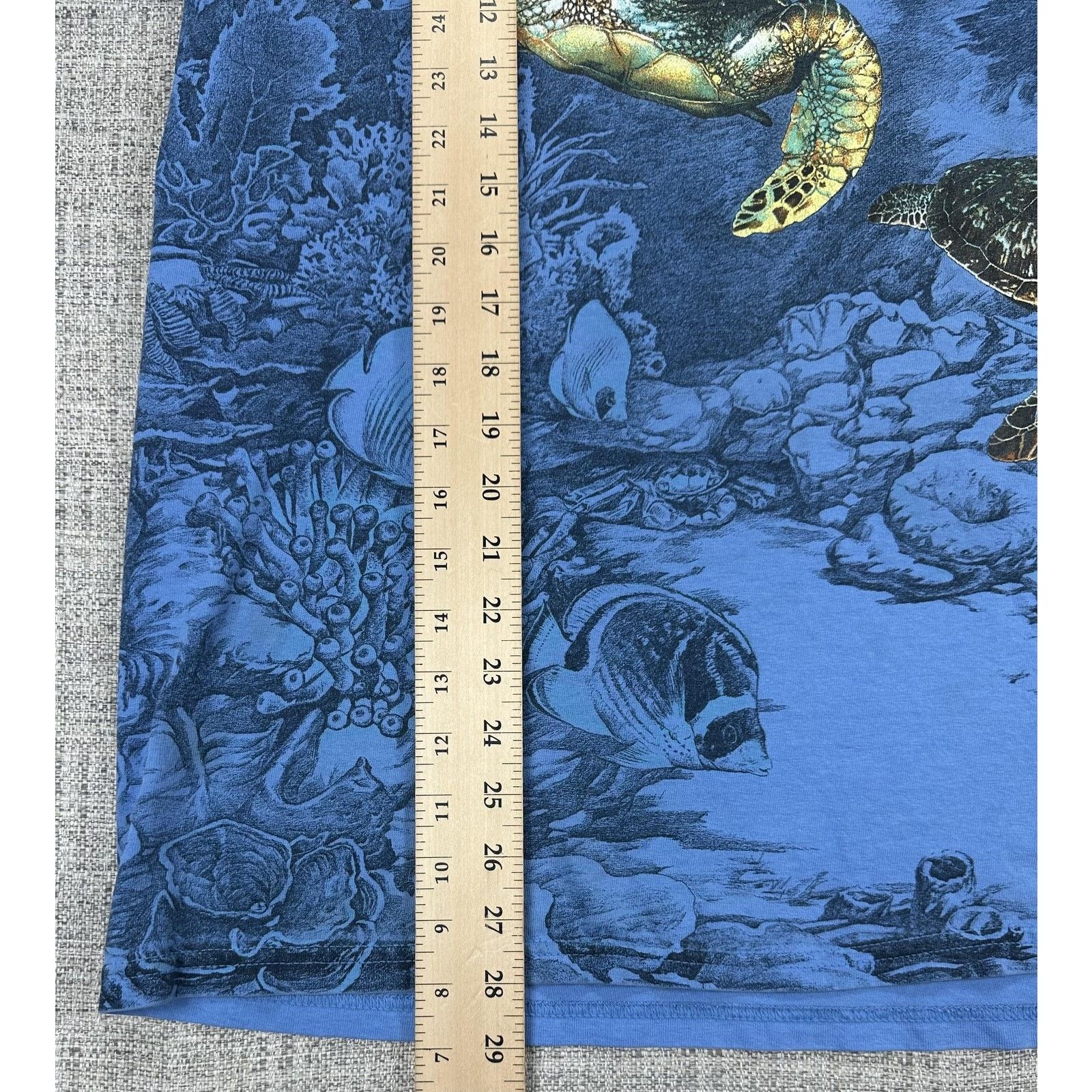 Gildan North Carolina Aquariums Shirt XL Wrap Around Sea Turtles Size US XL / EU 56 / 4 - 2 Thumbnail