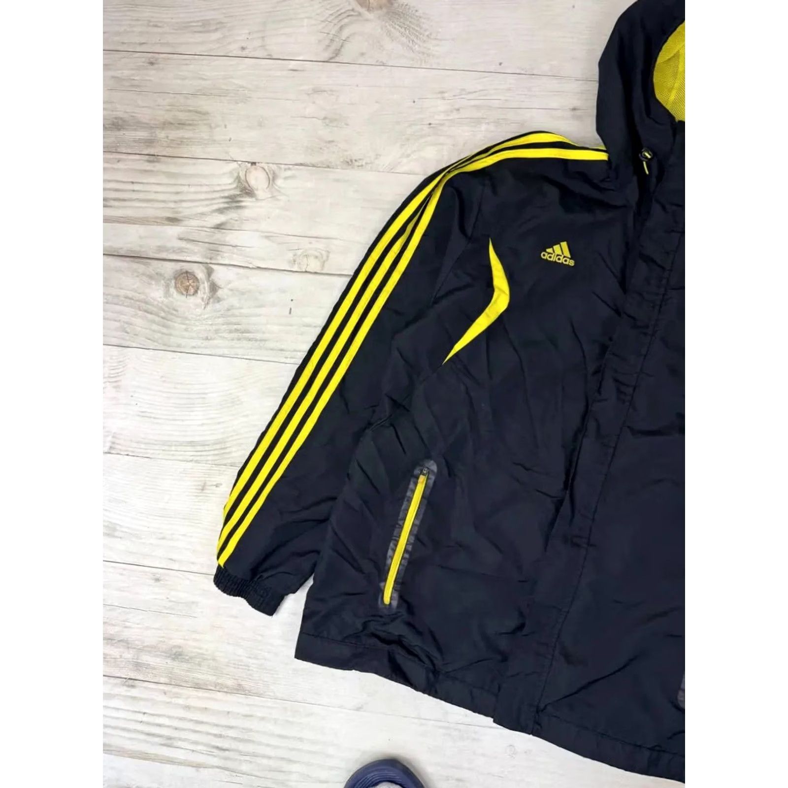Adidas VINTAGE Adidas Liverpool 2010 2011 Windbreaker Track Jacket Men Size L Black Adidas Liverpool Track Jacket Men L Black 2010s 2011 Mens Size US L / EU 52-54 / 3 - 5 Thumbnail