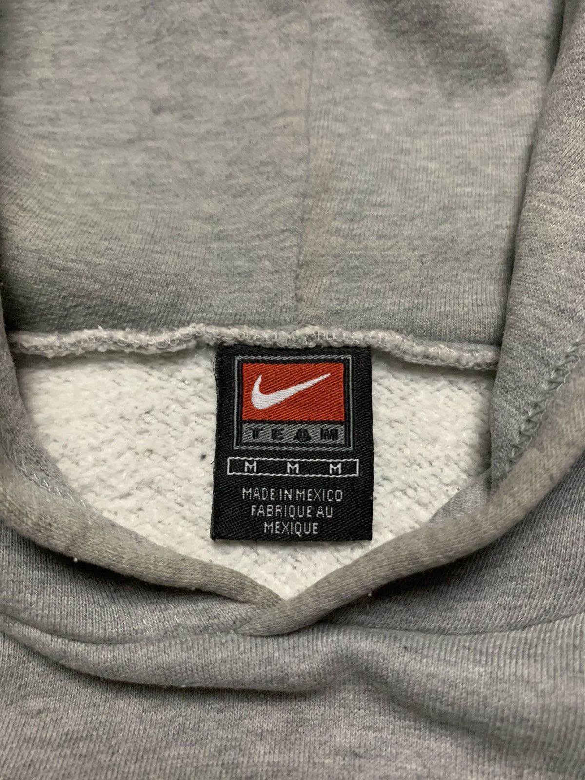 Nike Vintage 90’s Distressed Nike Center Logo Boxy Cut Tag Team Size US M / EU 48-50 / 2 - 4 Thumbnail