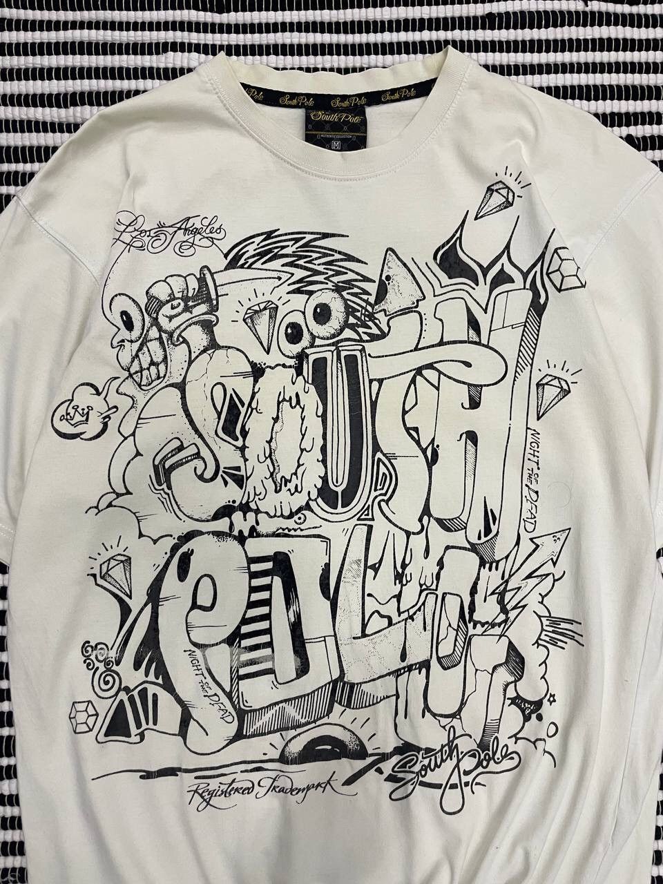 Southpole × Vintage Vintage Southpole Distressed Big Logo Tee T-Shirt Y2K Size US M / EU 48-50 / 2 - 4 Thumbnail