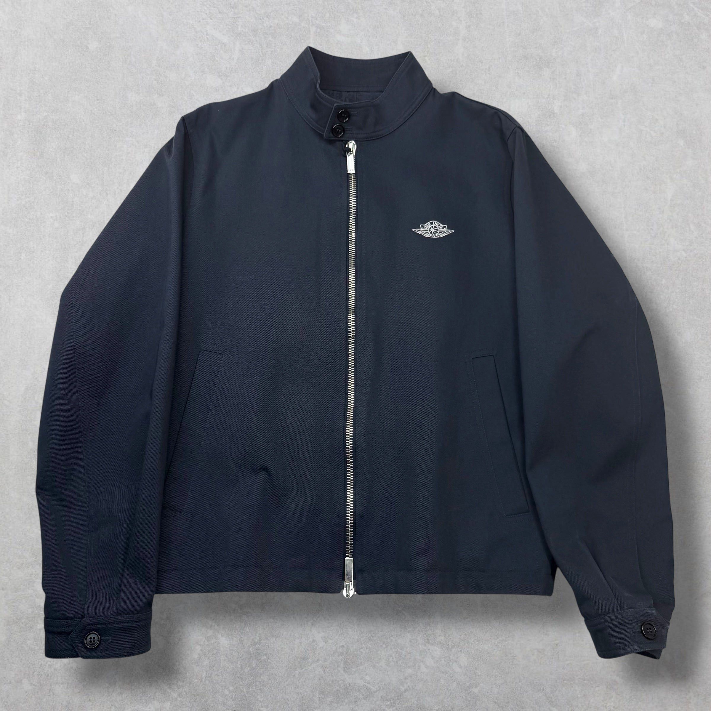Dior Dior x Jordan Wings Logo Bomber Navy 52 (L) Size US L / EU 52-54 / 3 - 1 Thumbnail