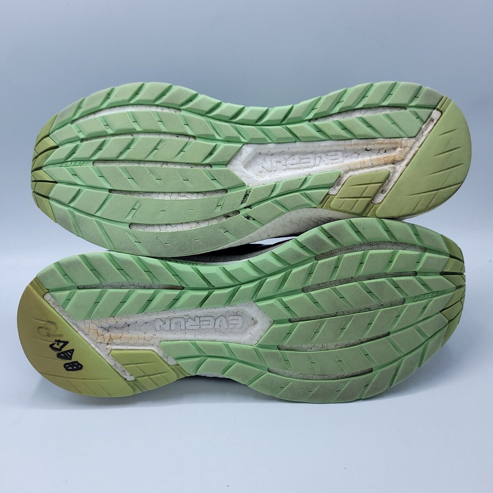 Saucony Saucony Triumph ISO 4 Shoe Womens Size 9.5 S10413-3 Blue Size US 9.5 / IT 39.5 - 7 Thumbnail