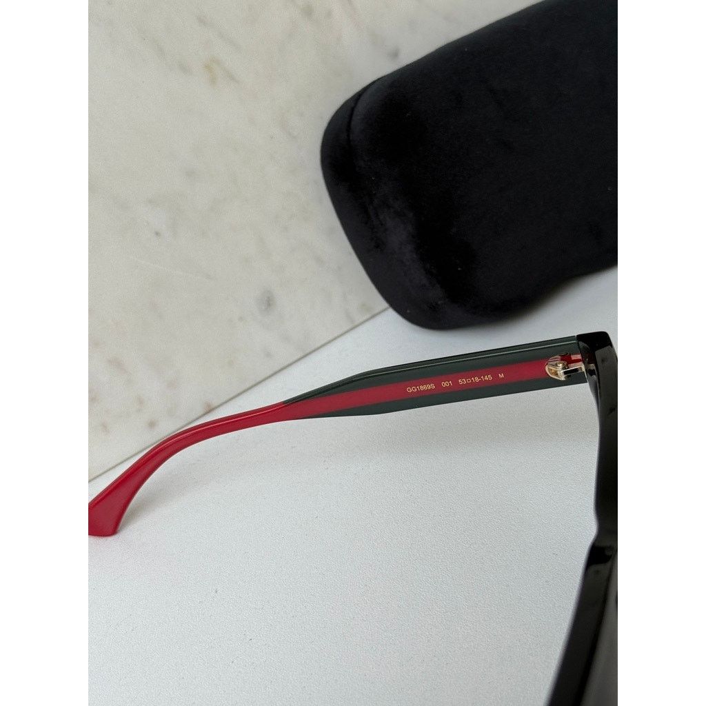 Gucci NEW Gucci GG1869S Black Squared Sunglasses $515 Size ONE SIZE - 9 Thumbnail