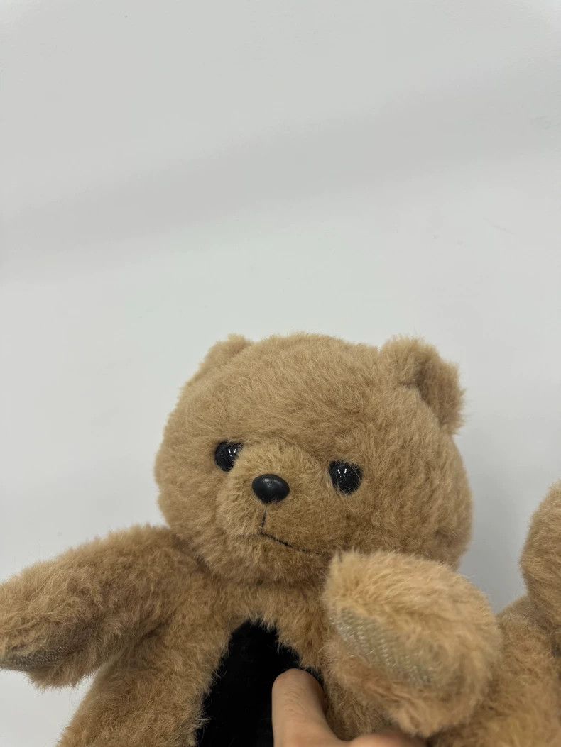 Vetements Vetements size 36-37 19Fw Hug me Slipper Teddy Bear Slipper Size US 5 / EU 37 - 3 Thumbnail