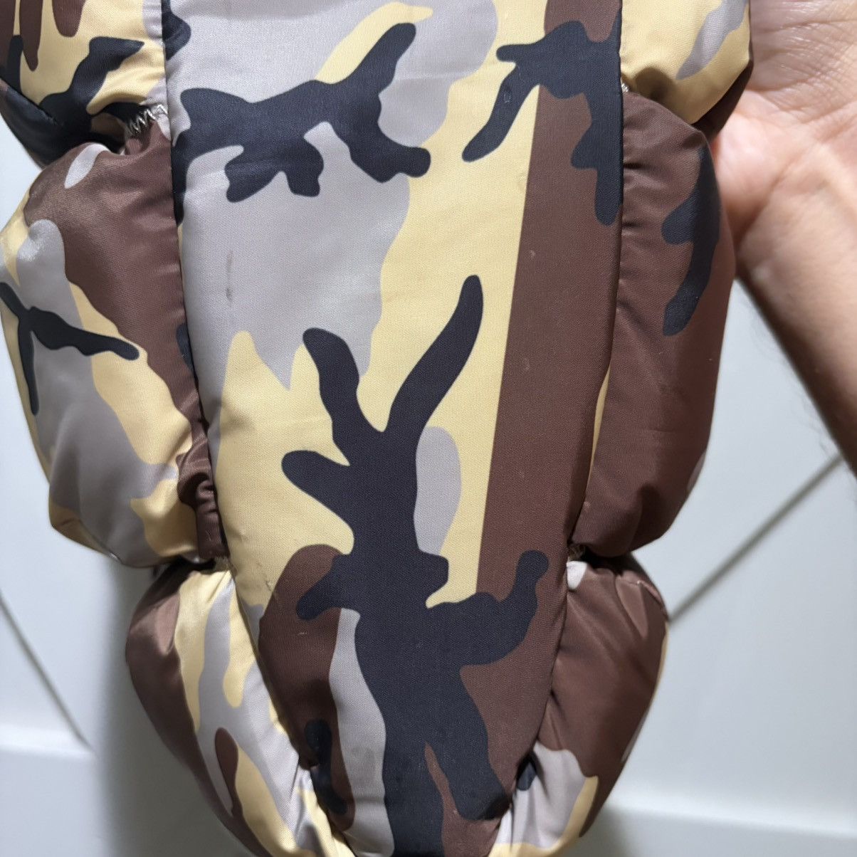 Supreme Supreme Marithe Francois Girbaud Pokachu Puffer Tote Bag Size ONE SIZE - 6 Thumbnail