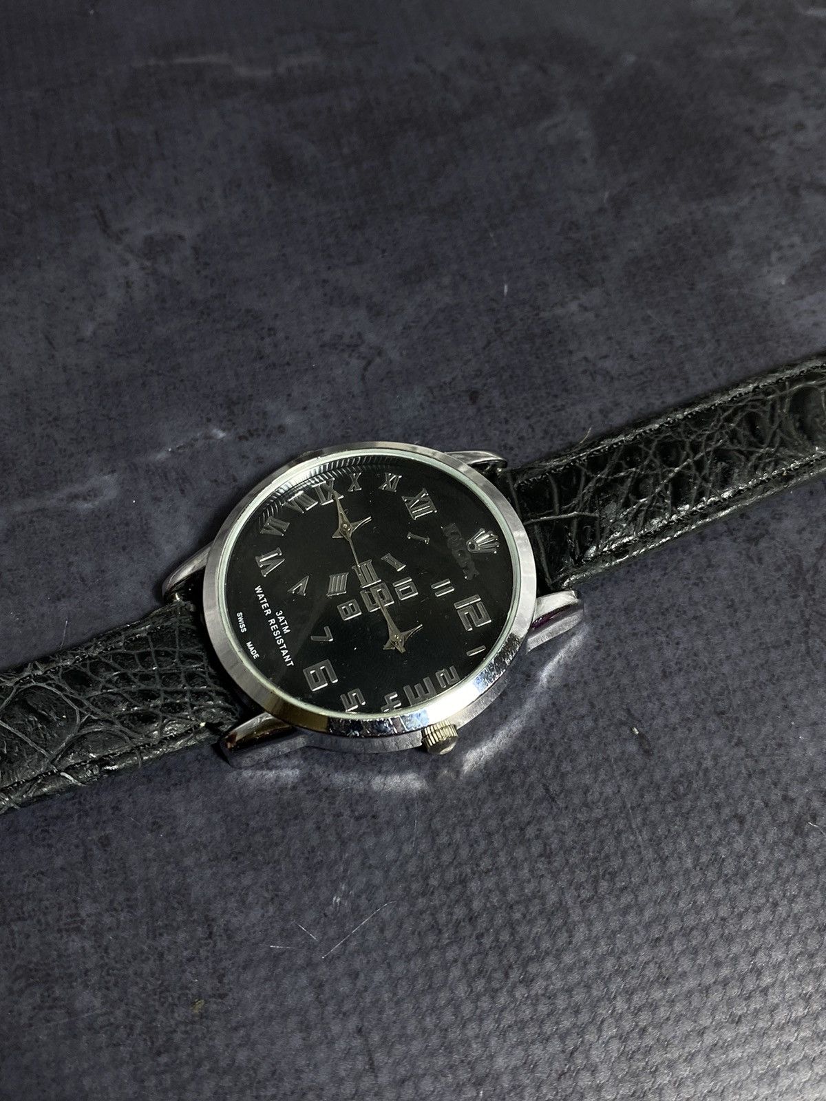 Vintage Black Roman Numeral Dual Dial Watch – Classic & Sleek✨ Size ONE SIZE - 11 Thumbnail