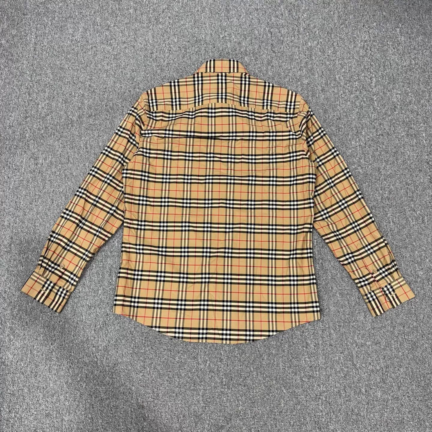 Burberry Burberry Check Long Sleeve Shirt New with Tags L Size US L / EU 52-54 / 3 - 2 Thumbnail