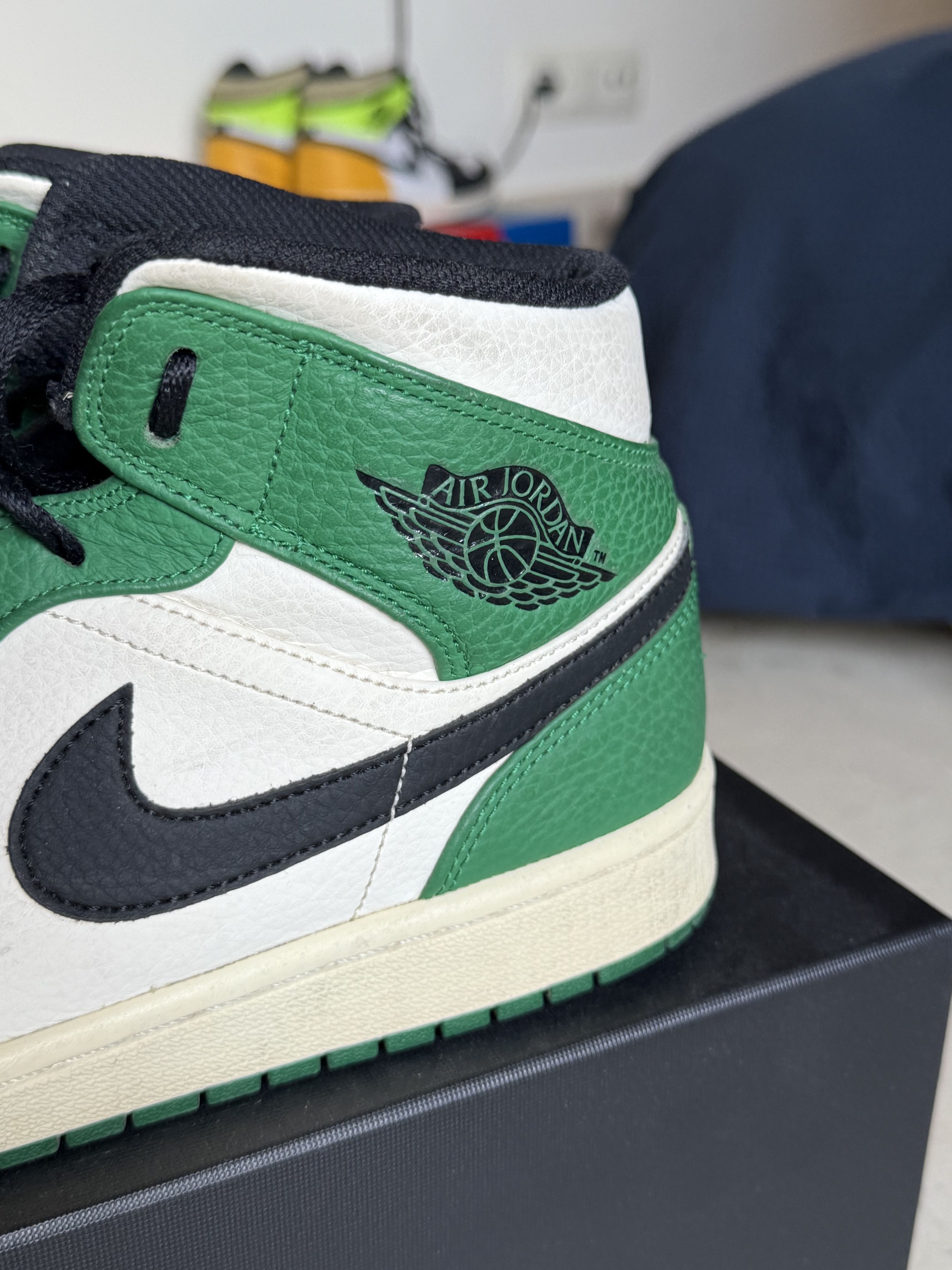 Nike Nike Air Jordan Pine Green Size US 10.5 / EU 43-44 - 6 Thumbnail