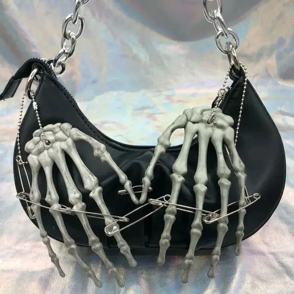 Vintage Skull Dumpling Crossbody Bag Size ONE SIZE - 1 Thumbnail