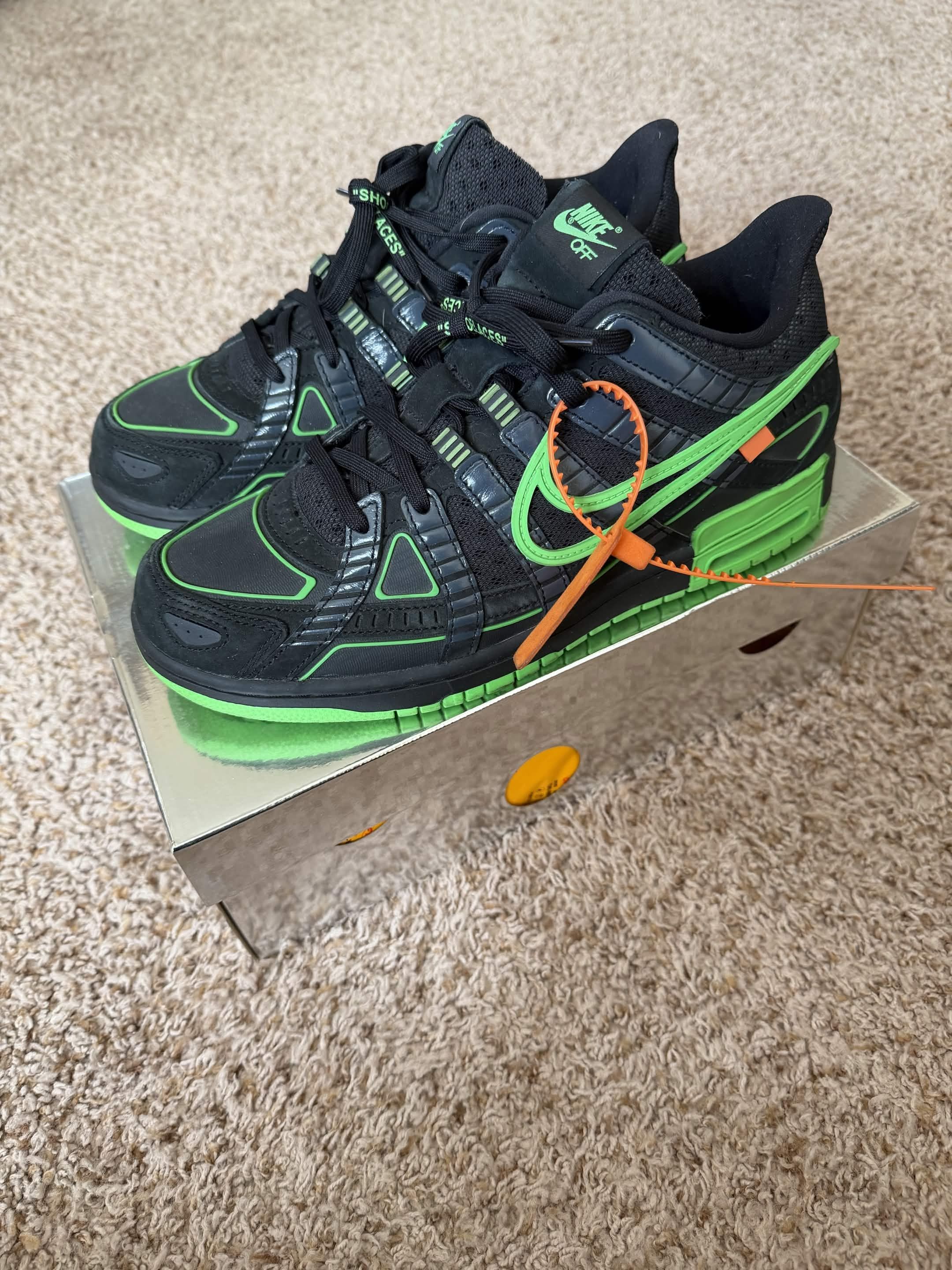 Nike × Off-White Nike Off White Rubber Dunk Size US 10.5 / EU 43-44 - 1 Thumbnail